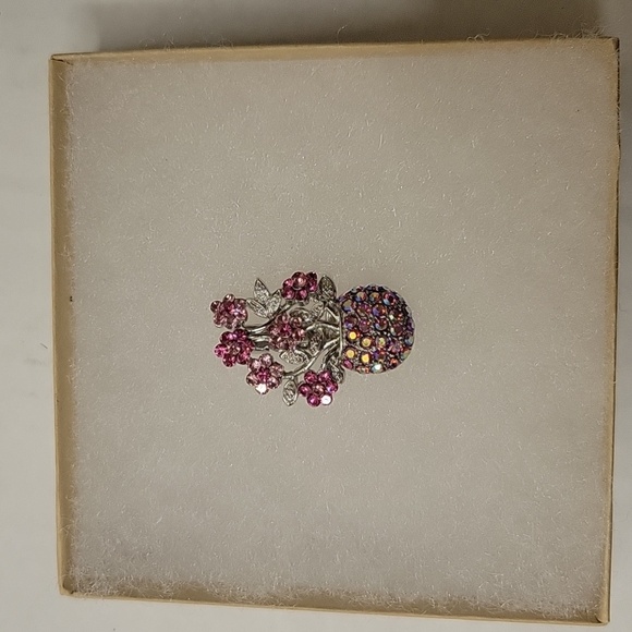 Set of 3 Floral Brooches - Picture 4 of 7